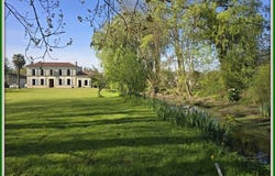 Saint-Jean-d'Angély, Poitou-Charentes 17400