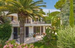 Roquebrune-Cap-Martin, Provence-Alpes-Côte-d'Azur 06190