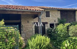Aunac-sur-Charente, Poitou-Charentes 16460