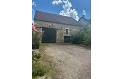 POUILLY EN AUXOIS, Bourgogne 21320
