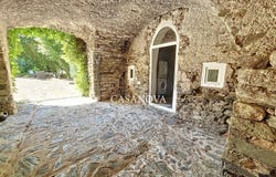 PEZENAS, Occitanie 34120
