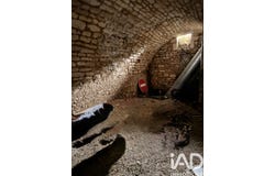 Bourges, Centre-Val de Loire 18000