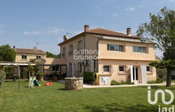 Bédarrides, Provence-Alpes-Côte d'Azur 84370