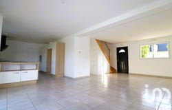Guichainville, Normandy 27930