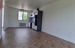 Change, Pays de la Loire 53810
