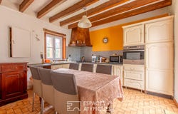 NEUILLE, Pays de la Loire 49680