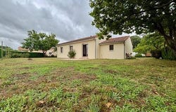 Lencloitre, Poitou-Charentes 86140