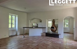 Ainay-le-Château, Auvergne-Rhône-Alpes 03360