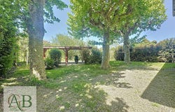 Ustaritz, Aquitaine 64480