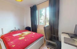 Rue Pétetin, Bron, Auvergne-Rhône-Alpes 69500