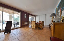 Uzès, Languedoc-Roussillon 30700