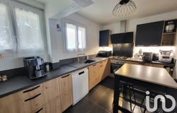 Saint-Cyr-sur-Loire, Centre-Val de Loire 37540