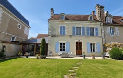 Saint-Savin, Poitou-Charentes 86310