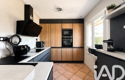 Crépy-en-Valois, Hauts-de-France 60800
