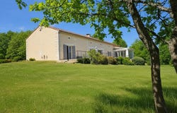 Douville, Aquitaine 24140