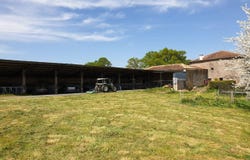 Les Salles-Lavauguyon, Limousin 87440