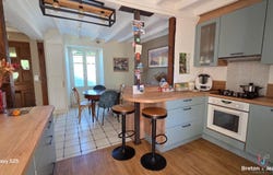 Laval, Pays-de-la-Loire 53000