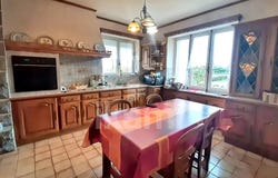 Châteauneuf-du-Faou, Finistère 29520