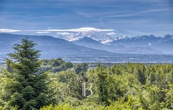 Divonne-les-Bains, Auvergne-Rhône-Alpes 01220