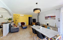 Bagnols-sur-Cèze, Languedoc-Roussillon 30200