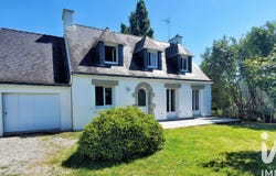 Séné, Brittany 56860