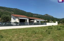Foix, Ariège 09000