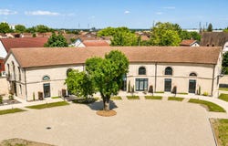 Beaune, Burgundy 21200