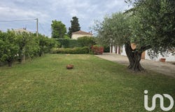 Rognonas, Provence-Alpes-Côte d'Azur 13870