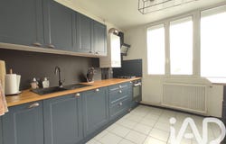 Bourg-lès-Valence, Auvergne-Rhône-Alpes 26500