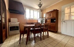 Selles-Saint-Denis, Centre 41300