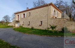 GARDES LE PONTAROUX, Poitou-Charentes 16320