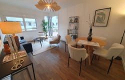 MONTREUIL, Île-de-France 93100