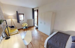 Rue Garibaldi, Lyon, Auvergne-Rhône-Alpes 69007