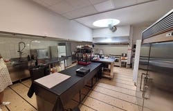 La Roche-Sur-Yon, Pays de la Loire 85000