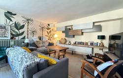 LONS-LE-SAUNIER, Bourgogne-Franche-Comté 39000