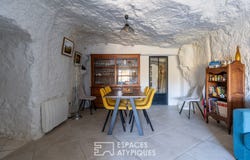 VOUVRAY, Centre-Val de Loire 37210