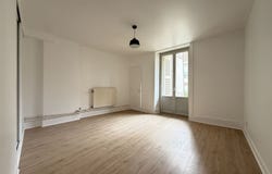 LONS-LE-SAUNIER, Bourgogne-Franche-Comté 39000