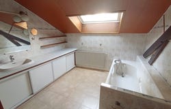 Sens, Bourgogne-Franche-Comté 89100