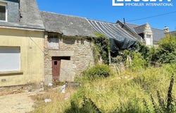 La Vraie-Croix, Brittany 56250