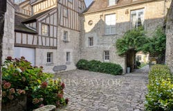 Senlis, Hauts-de-France 60300
