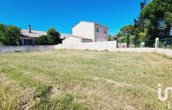 Carpentras, Provence-Alpes-Côte d'Azur 84200