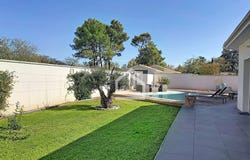 Izon, Aquitaine 33450