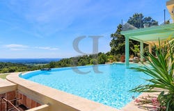 Le Barroux, Provence-Alpes-Côte d'Azur 84330