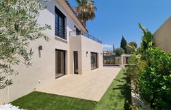 Saint-Cyr-sur-Mer, Provence-Alpes-Côte-d'Azur 83270