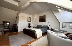 Selles-Saint-Denis, Centre 41300