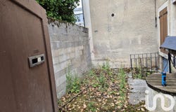 Ancy-le-Franc, Bourgogne-Franche-Comté 89160