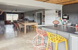 Roquemaure, Languedoc-Roussillon 30150