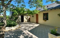 VIVY, Pays de la Loire 49680