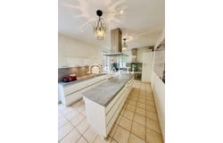 Joigny, Bourgogne 89300