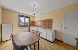 Saint-Rémy, Burgundy 71100